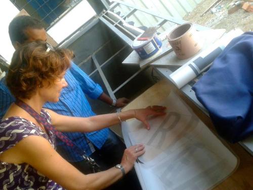 536528_403646606375664_1506312824_n